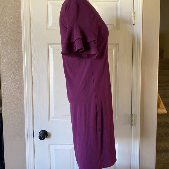 White House Black Market V-Neck Stretch Short Ruffled Flounce Sleeve Dress Plum - Picture 4 of 6